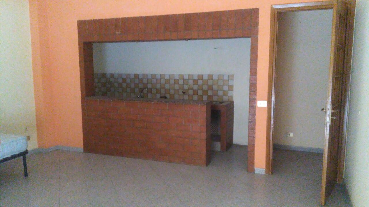 Via Venero, 3 vani con vasca-doccia e ripostiglio