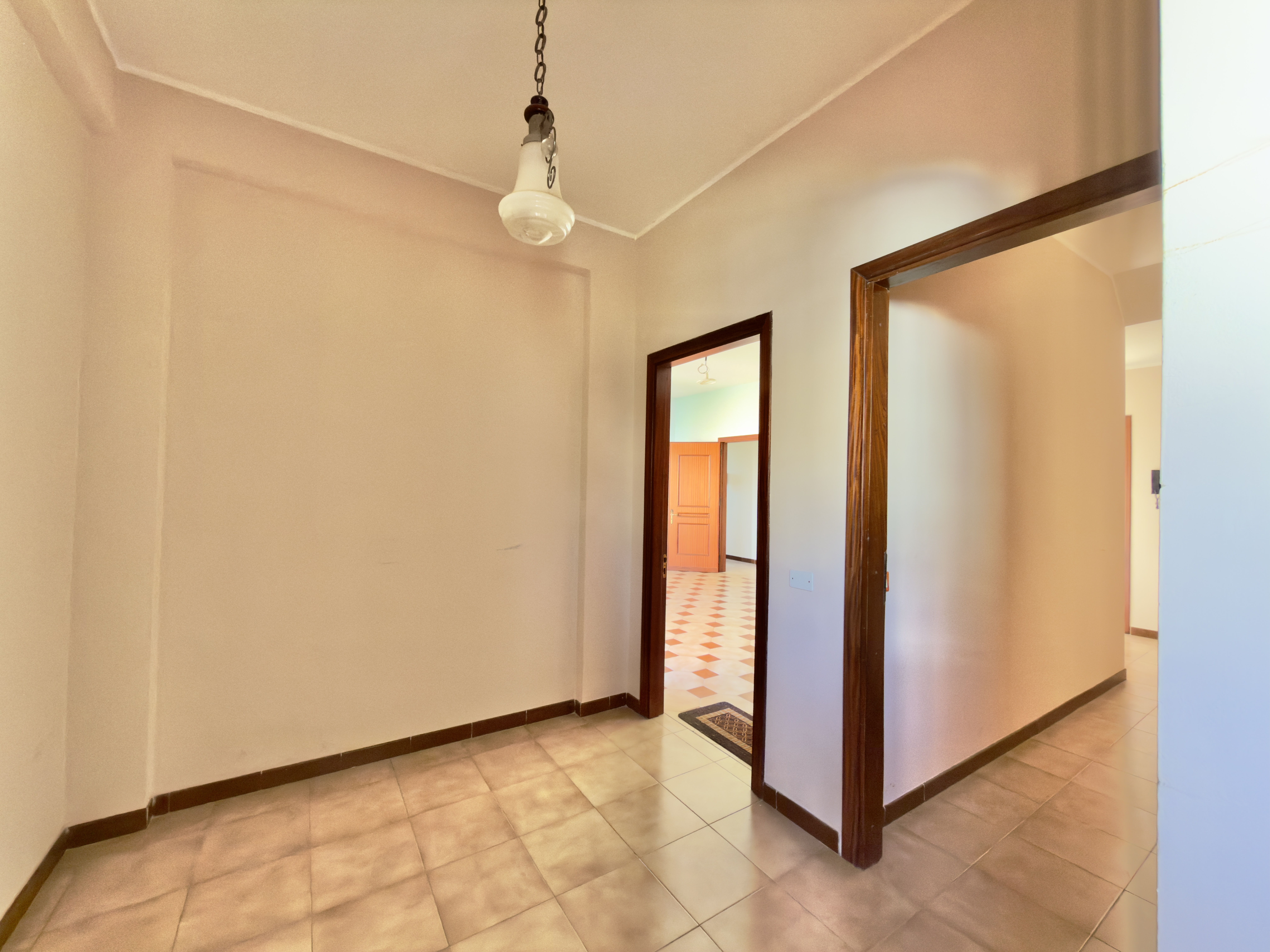 Via Santa Liberata, 4 locali in villa con giardino