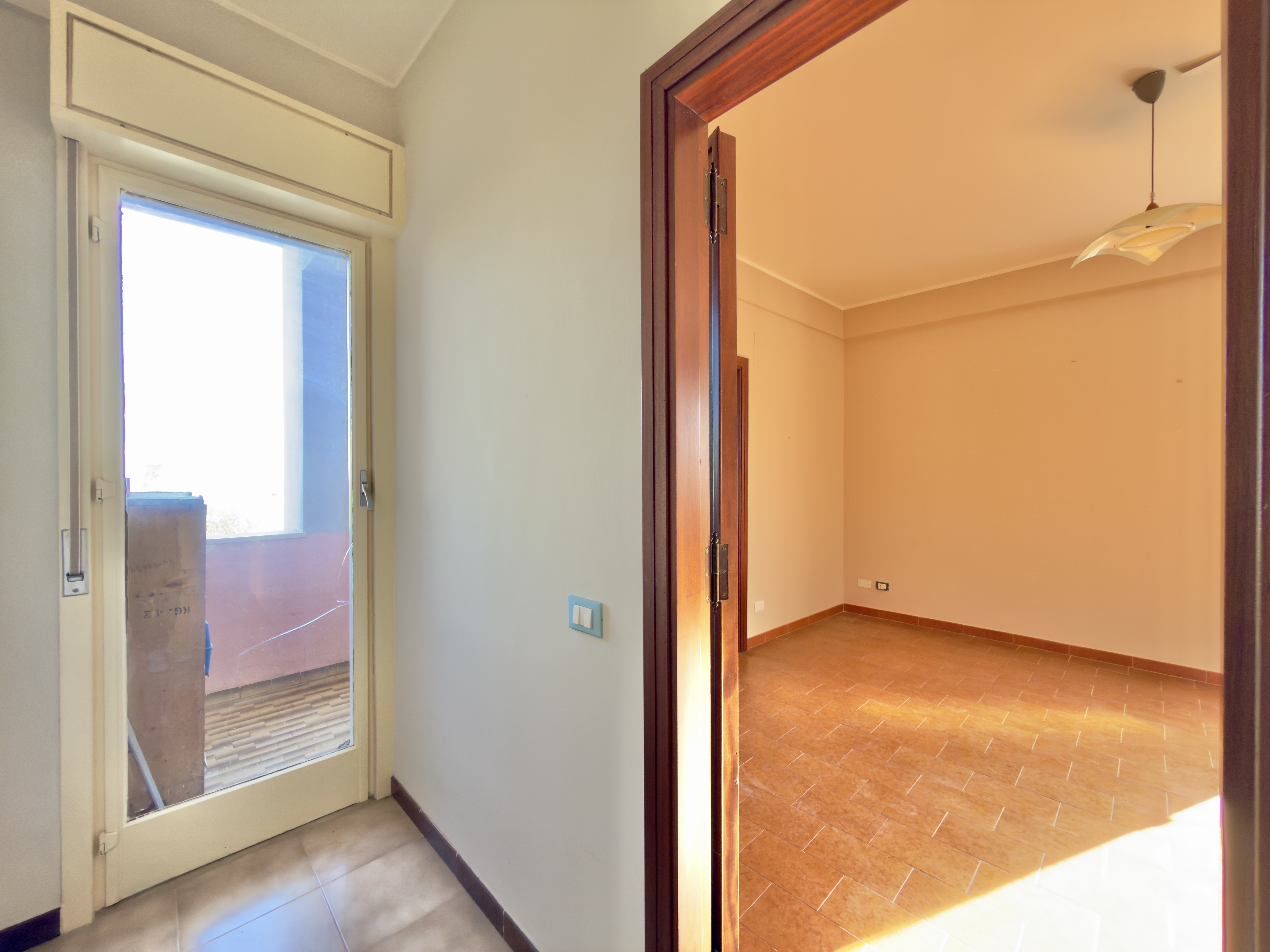 Via Santa Liberata, 4 locali in villa con giardino