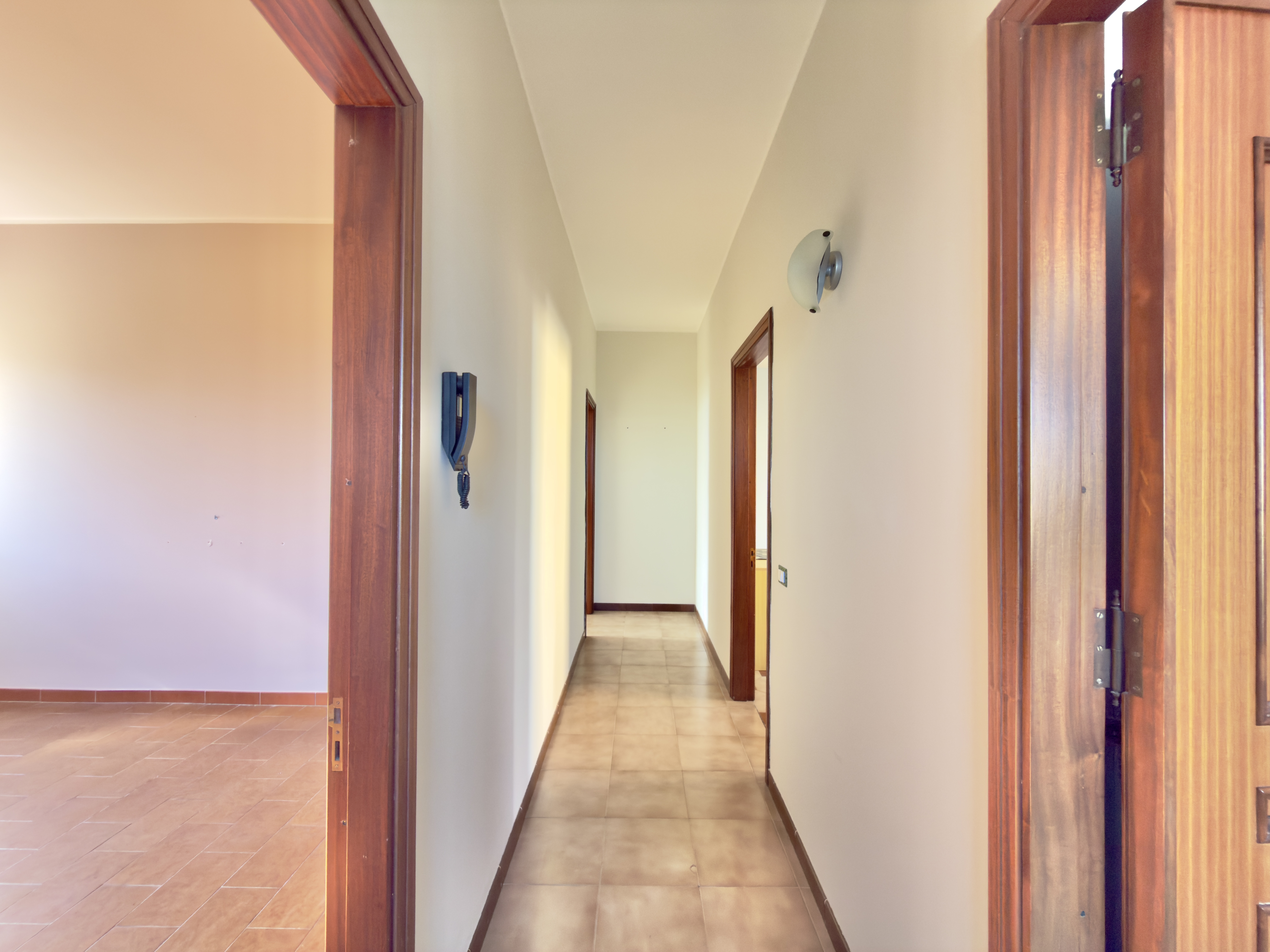 Via Santa Liberata, 4 locali in villa con giardino