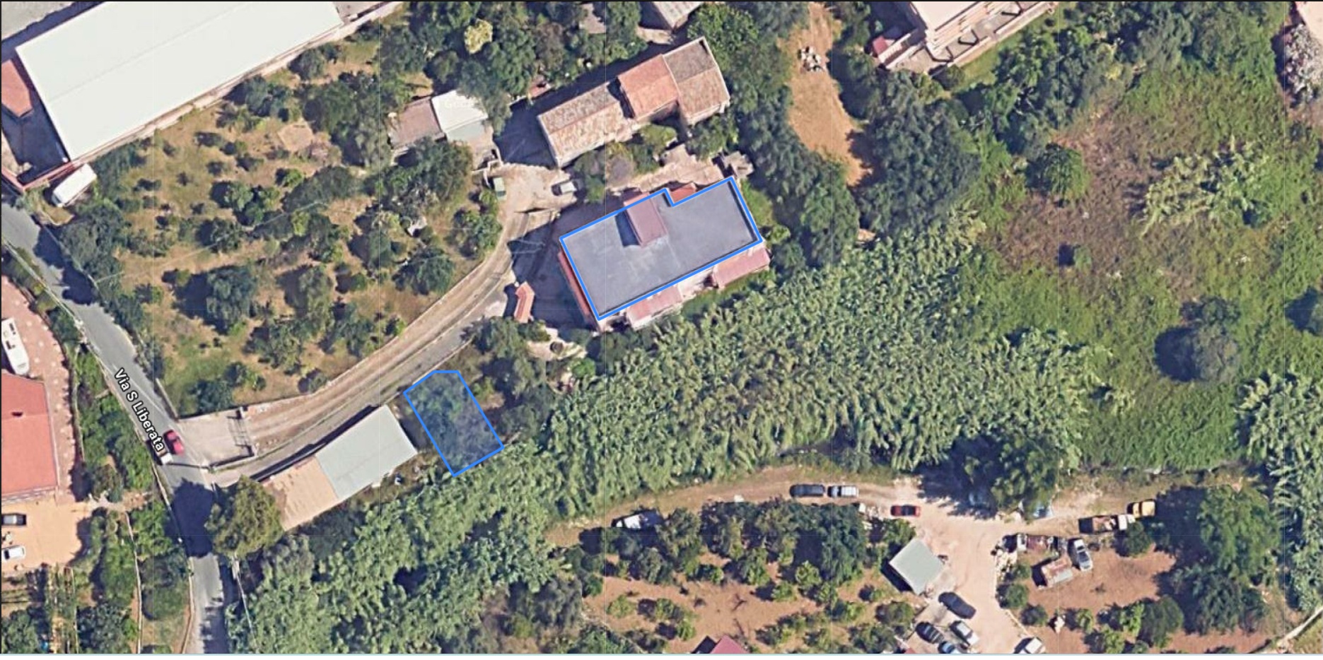 Via Santa Liberata, 4 locali in villa con giardino