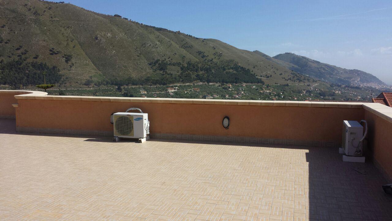 Via Cozzo Ingrassia grande villa con salonetriplo