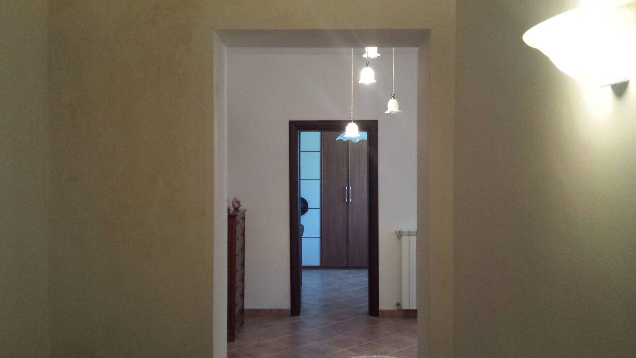 Via Cozzo Ingrassia grande villa con salonetriplo