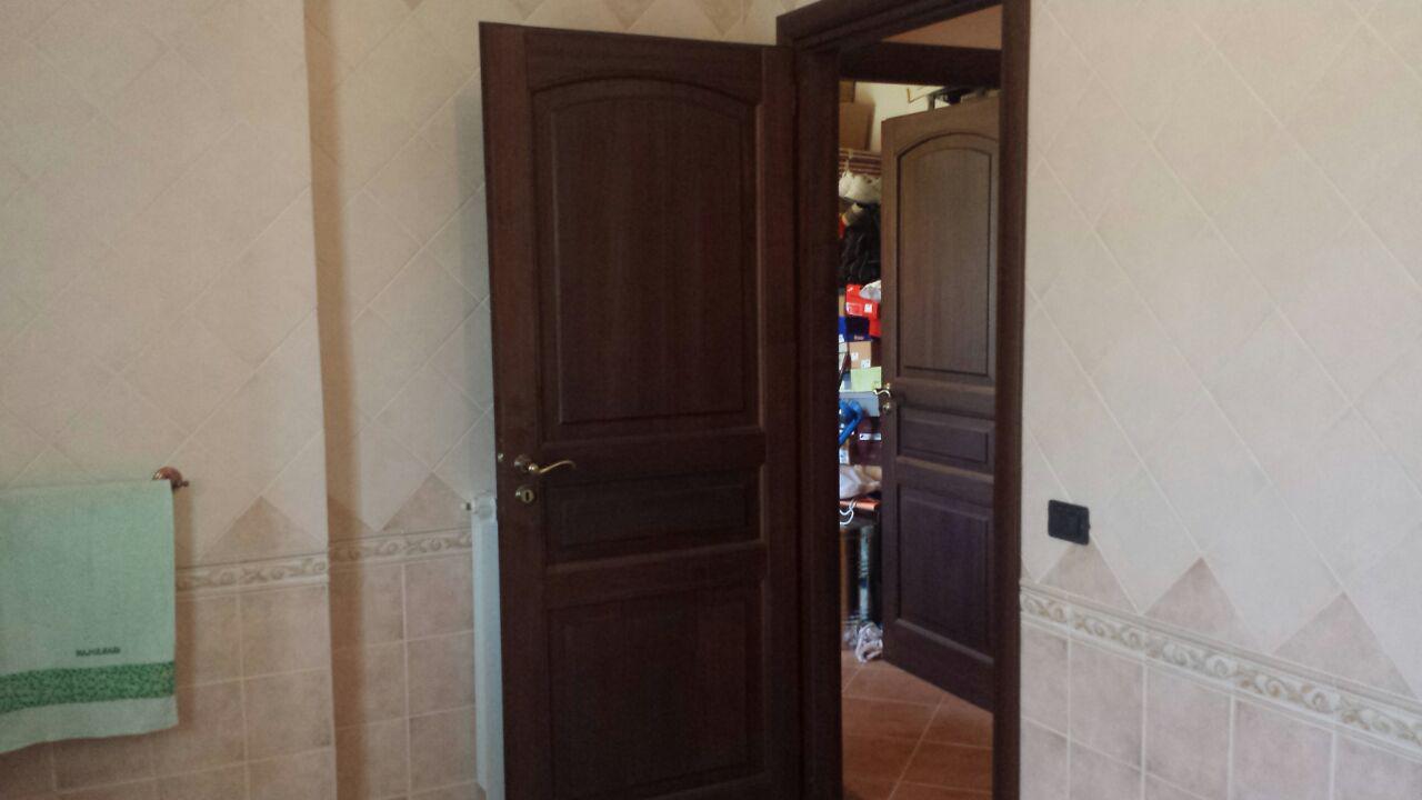 Via Cozzo Ingrassia grande villa con salonetriplo