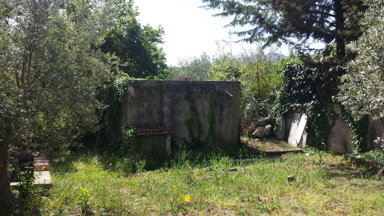 Via Cozzo Ingrassia grande villa con salonetriplo
