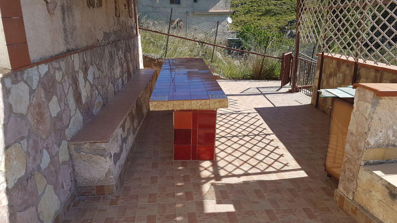 Via Zarcone villino ad uso turistico-villeggiatura