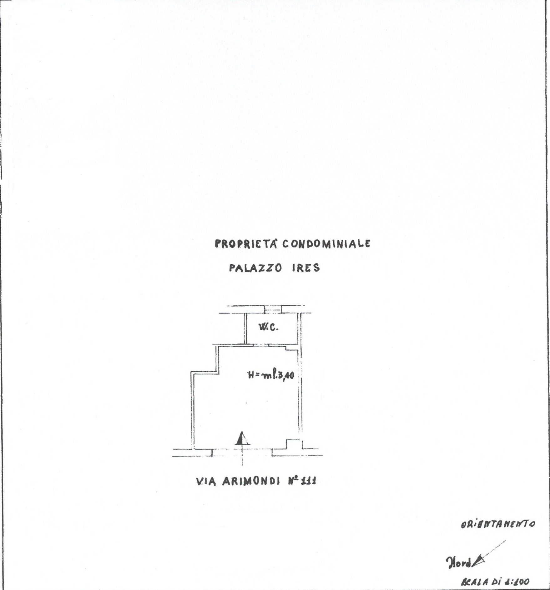 Via Giuseppe Arimondi, centrale laboratorio con wc