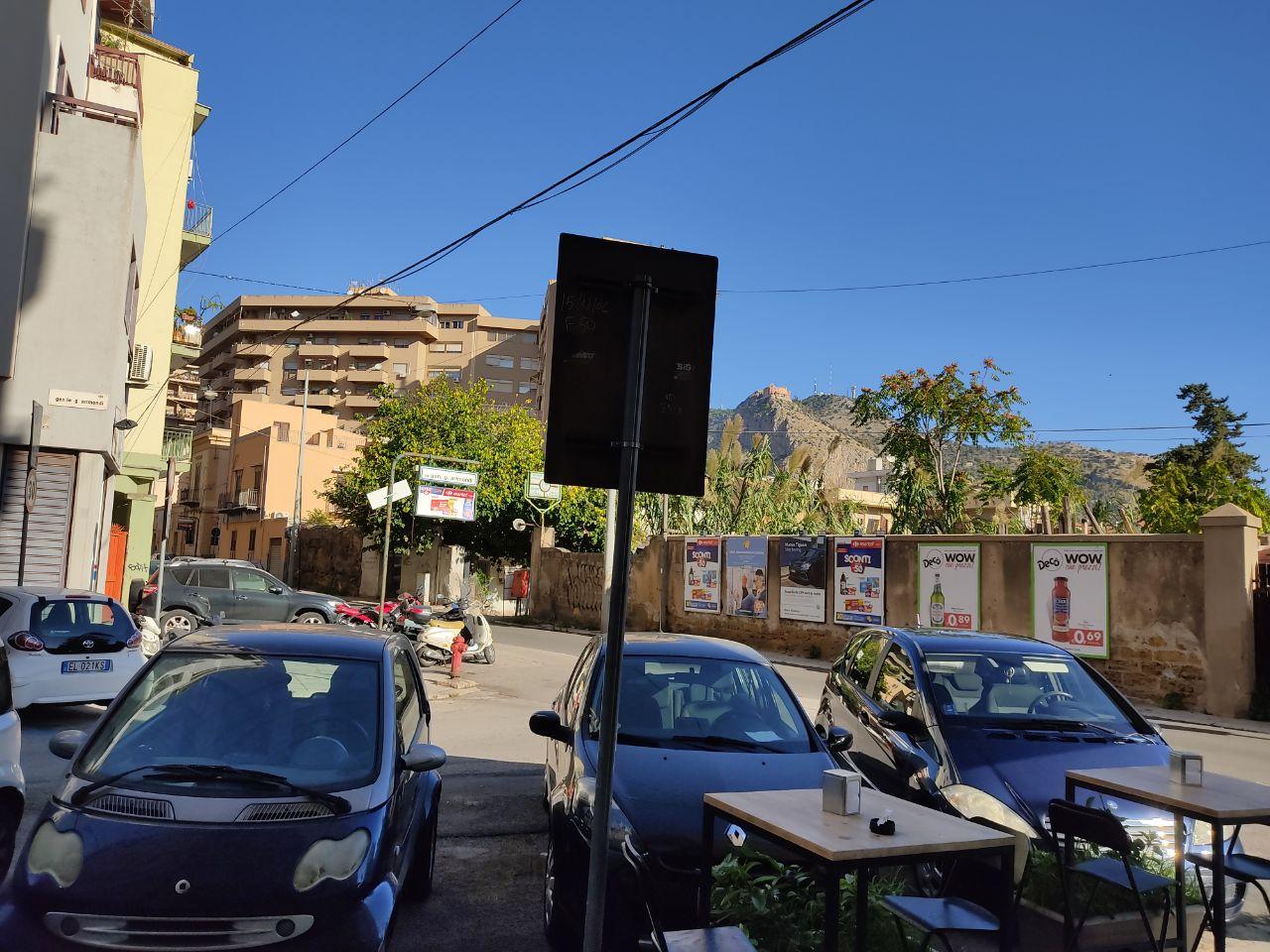 Via Giuseppe Arimondi, centrale laboratorio con wc