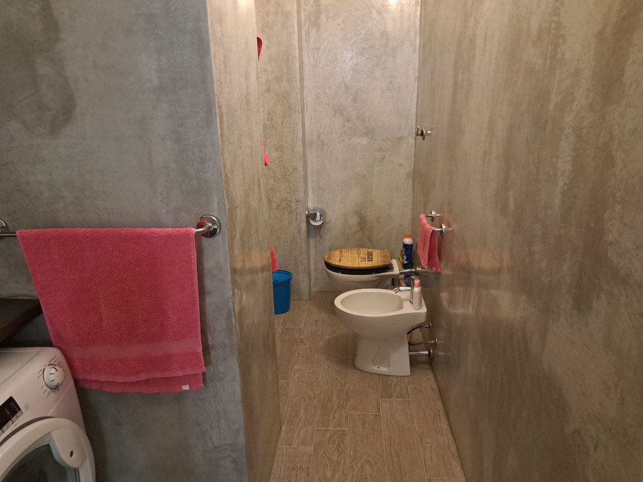 Fondo Cangemi magazzino recentemente ristrutturato