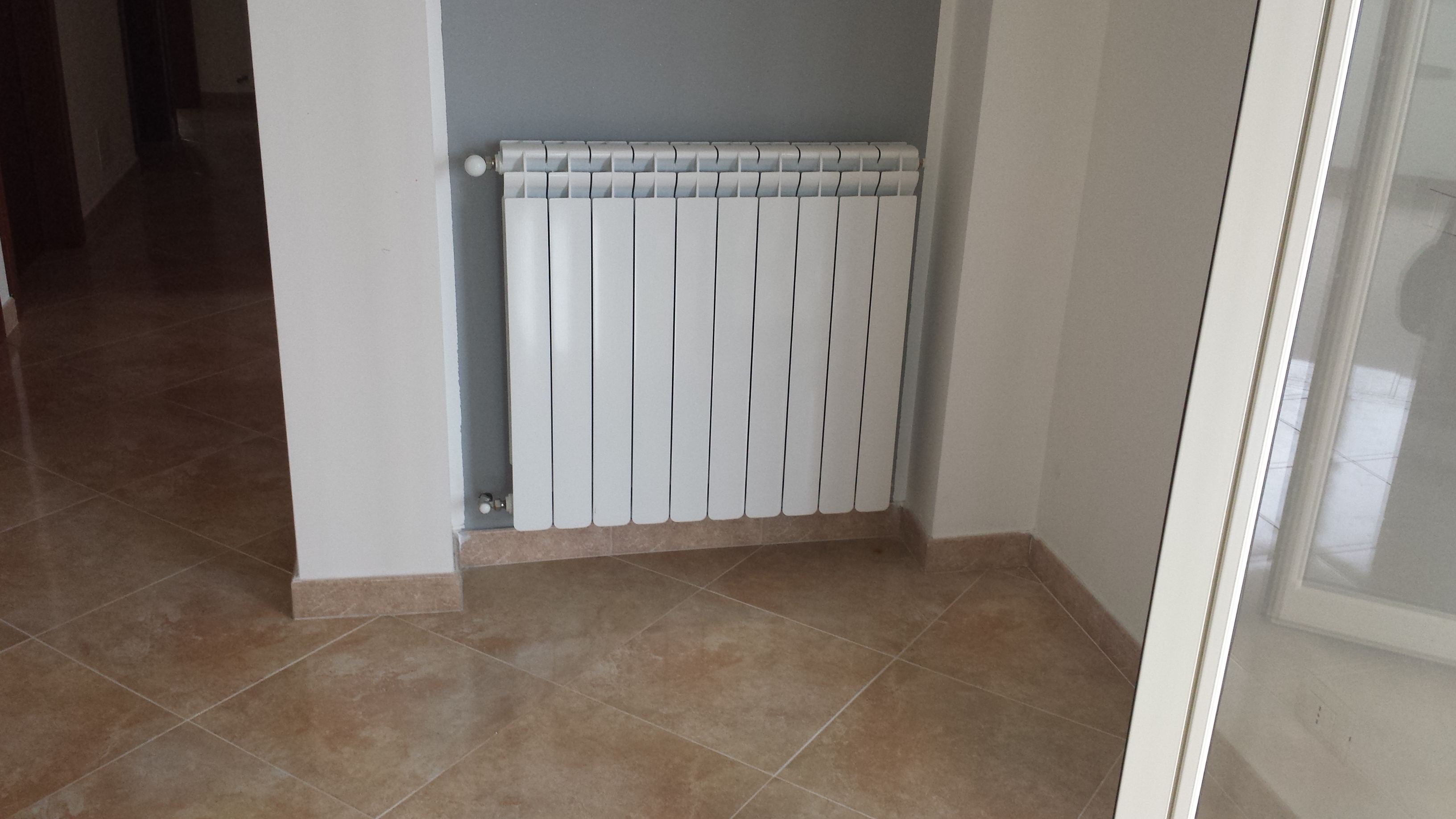 Via Strazzasiti, recente 3vani con doppi servizi