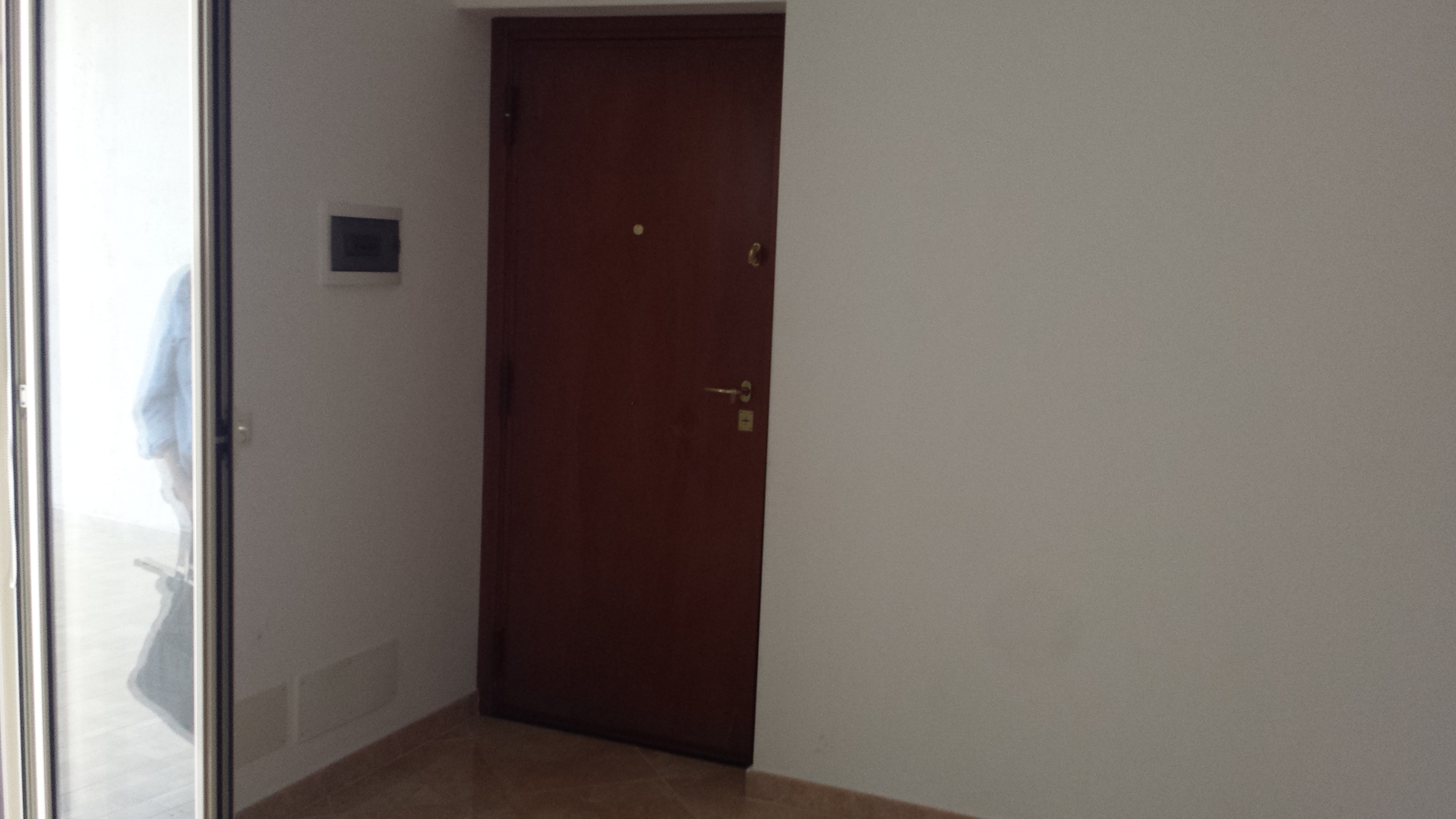 Via Strazzasiti, recente 3vani con doppi servizi