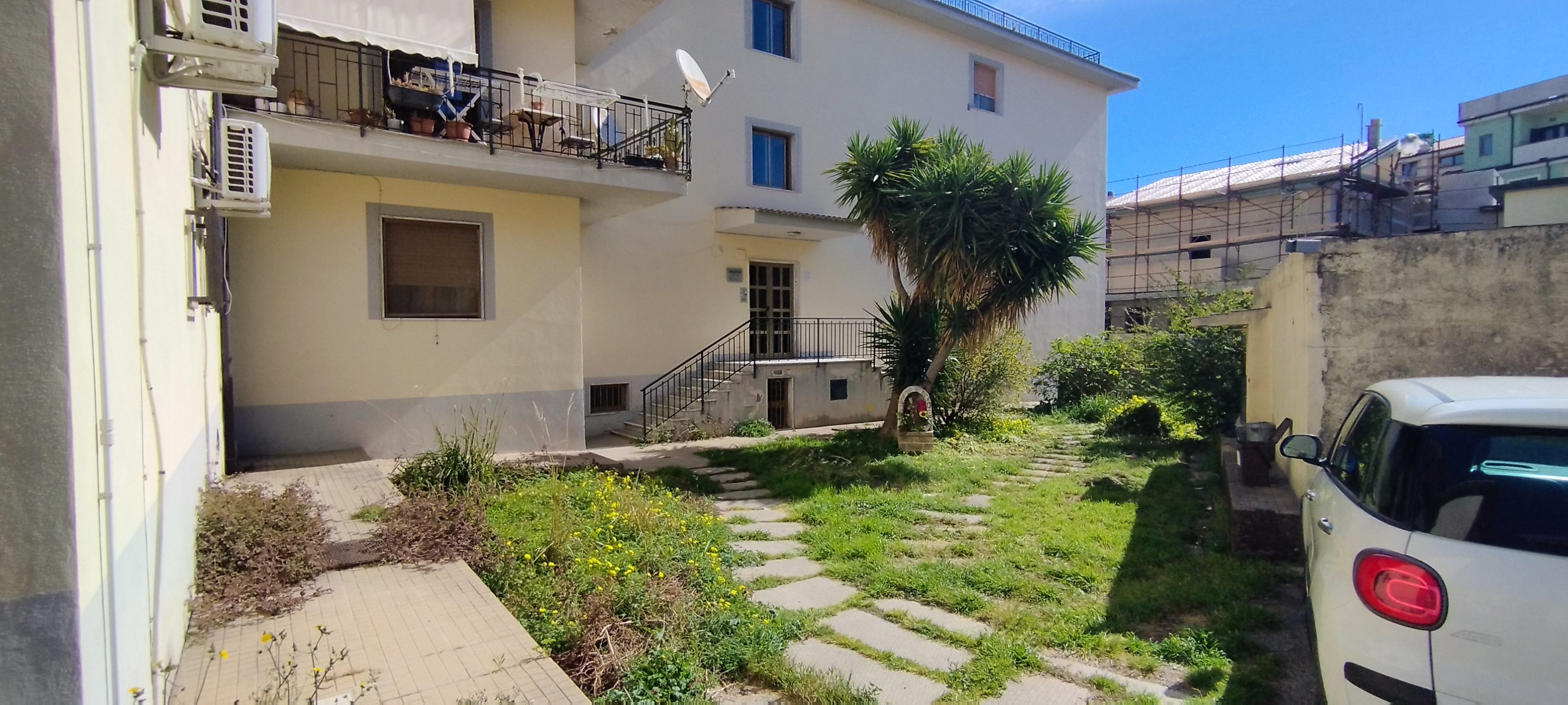 Appartamento Squillace Lido con ampia terrazza 2
