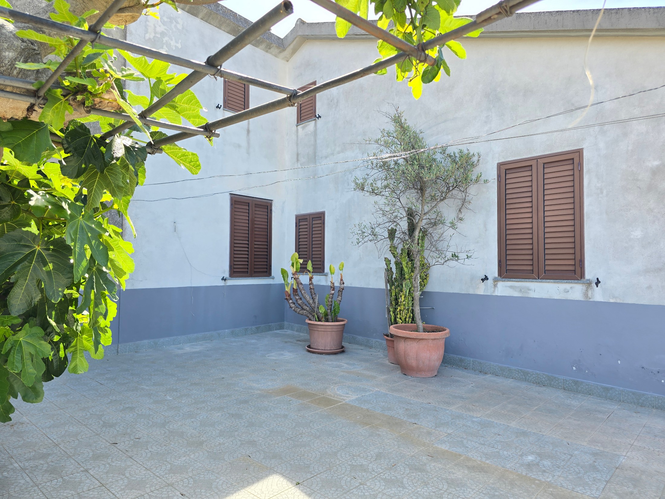 Complesso immobiliare a Squillace superiore 10