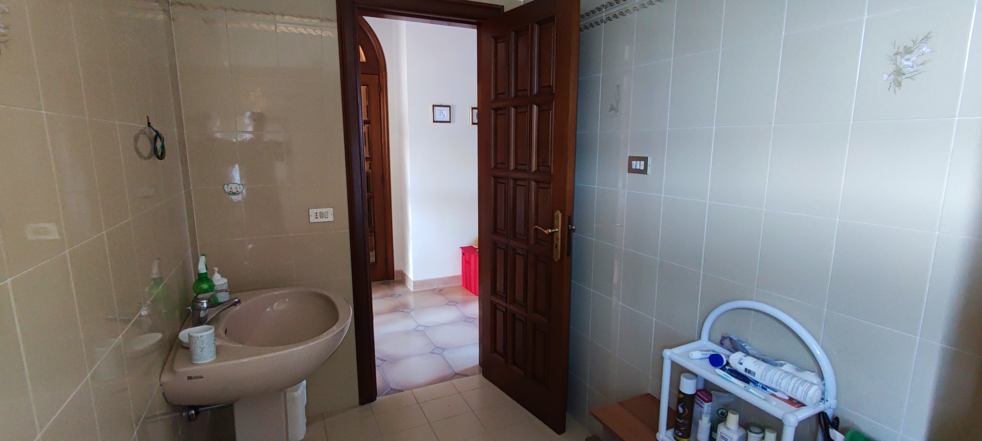 Villa bifamiliare con giardino a Girifalco - anteprima 36