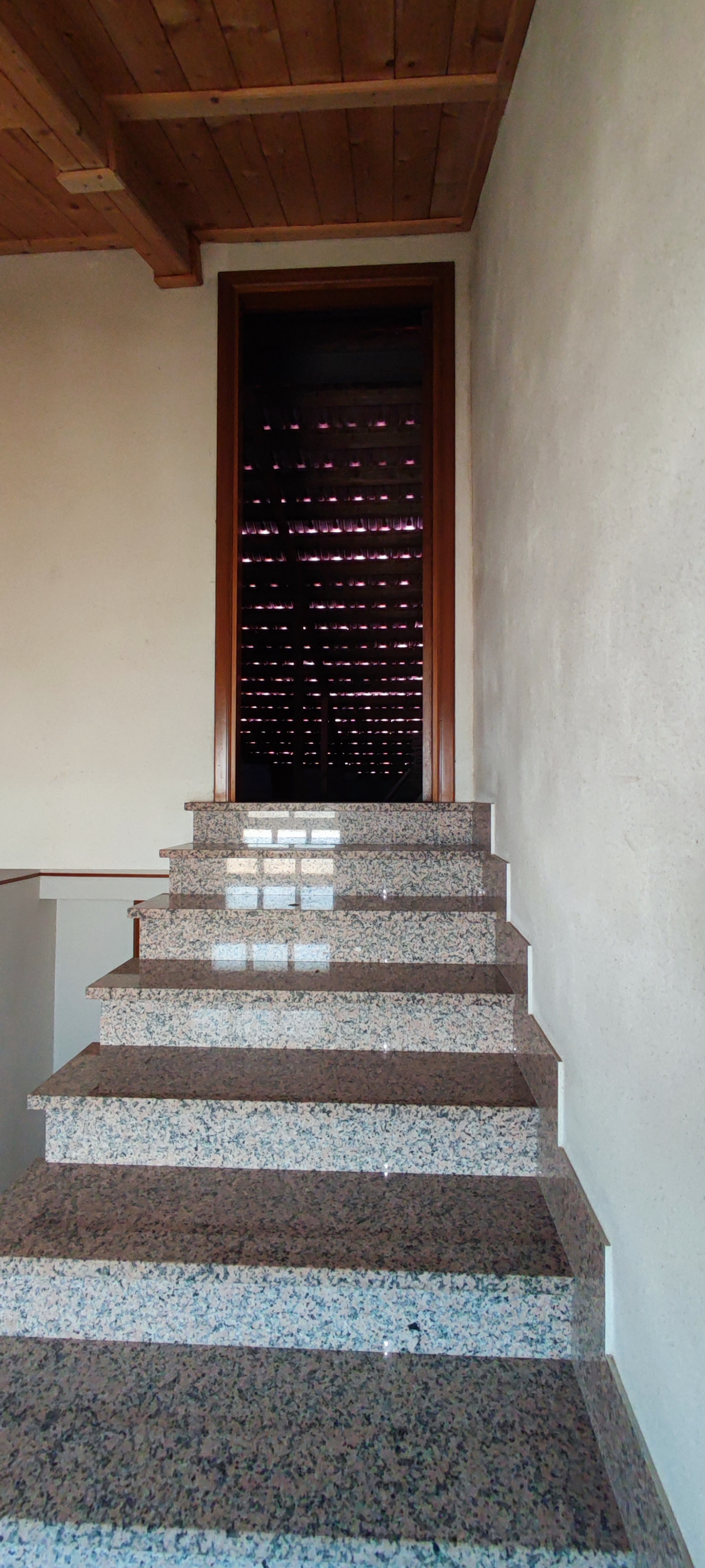 Villa bifamiliare con giardino a Girifalco - anteprima 57
