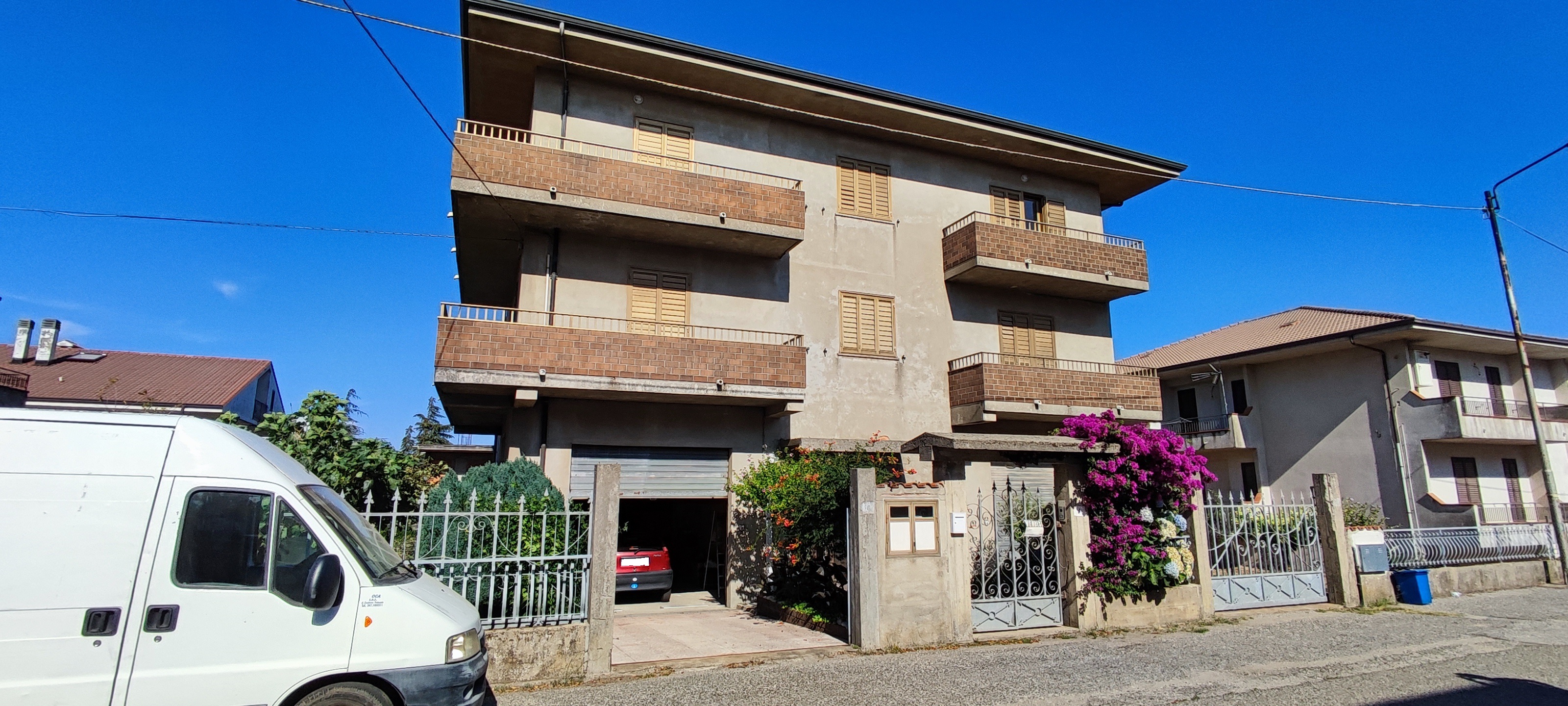 Villa bifamiliare con giardino a Girifalco